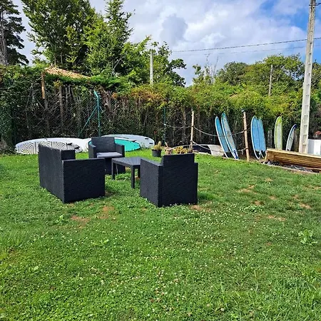 Surfcamp & Albergue Llanes