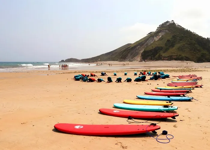 Hostal Surfcamp &