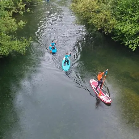 Surfcamp & Auberge de jeunesse *