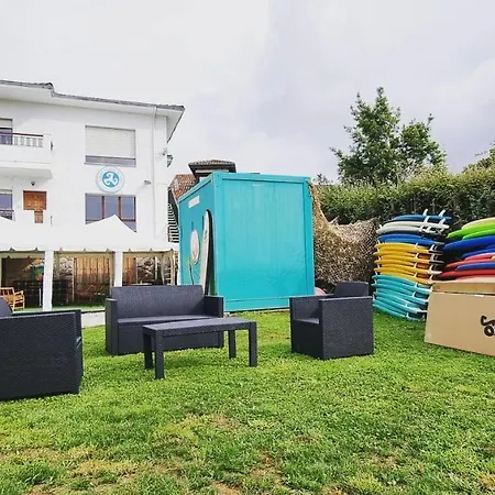 Surfcamp & Auberge de jeunesse Llanes